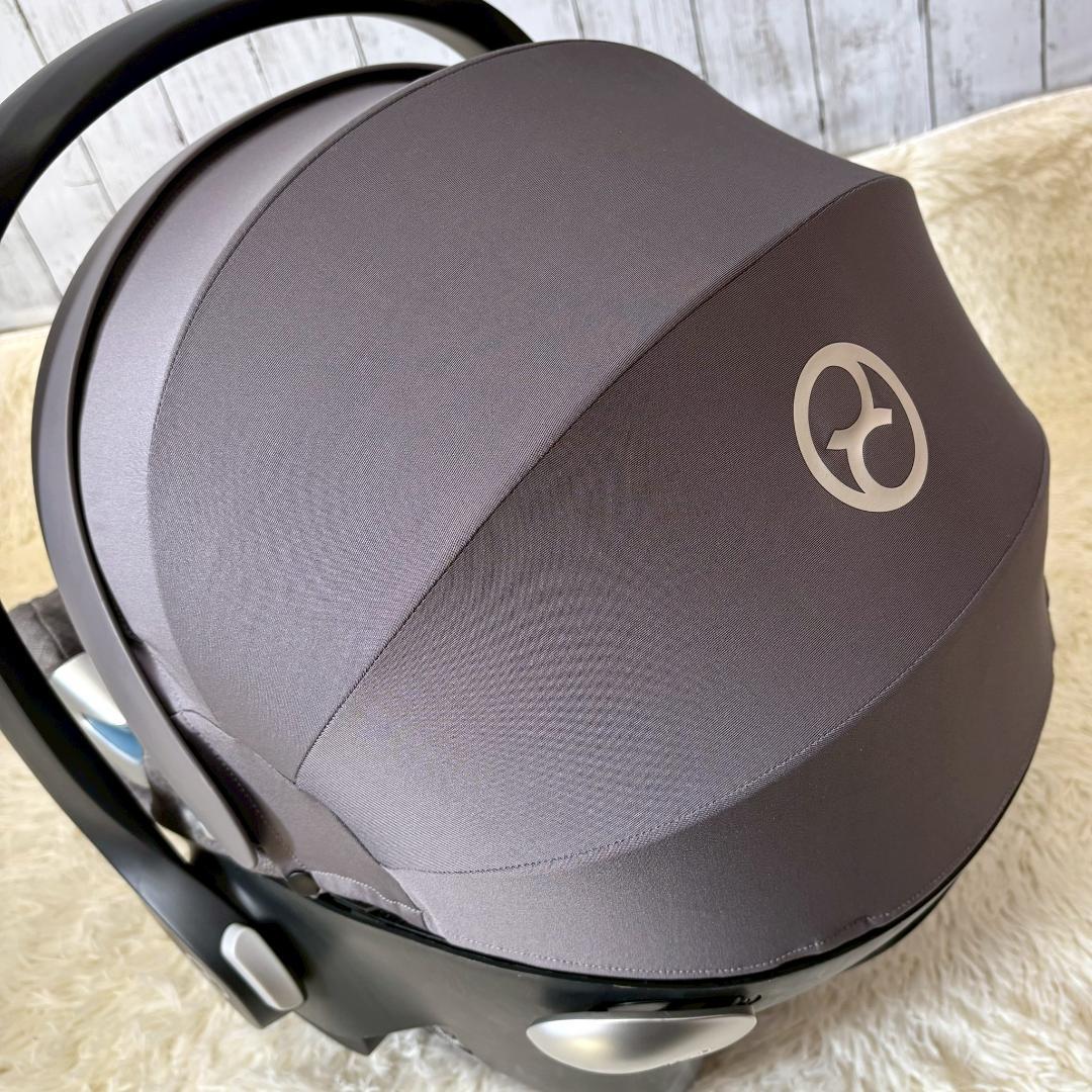 Cybex AtonQ plus ベビーシート アダプター付き 三越伊勢丹限定色