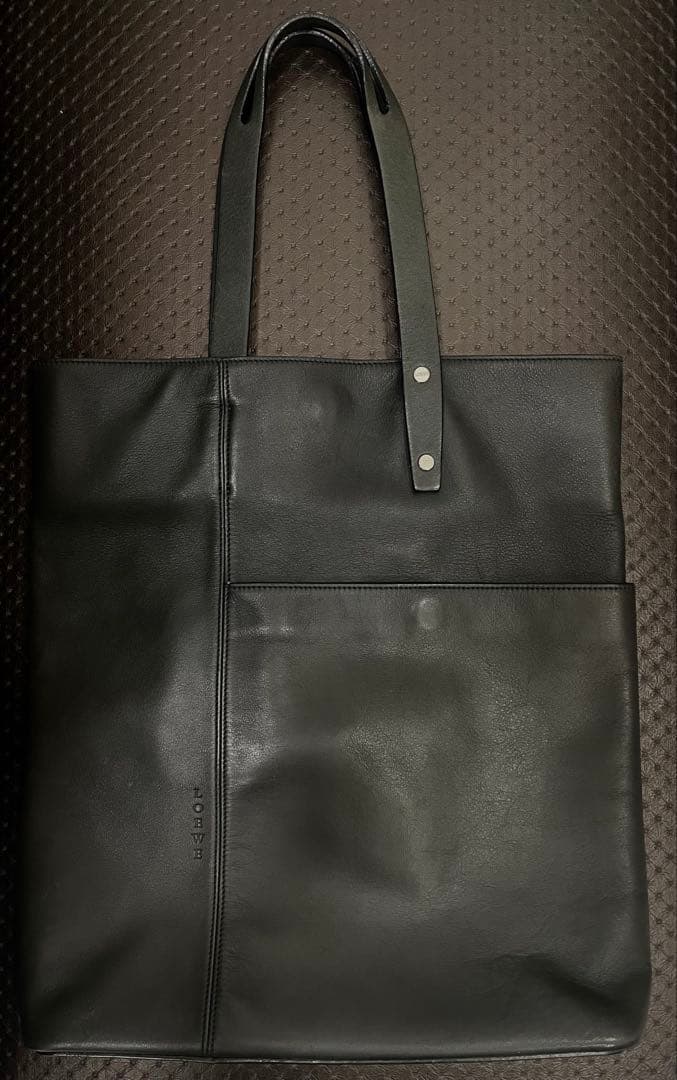 LOEWE ロエベ 黒 レザー トートバッグ 付属ポーチ付き