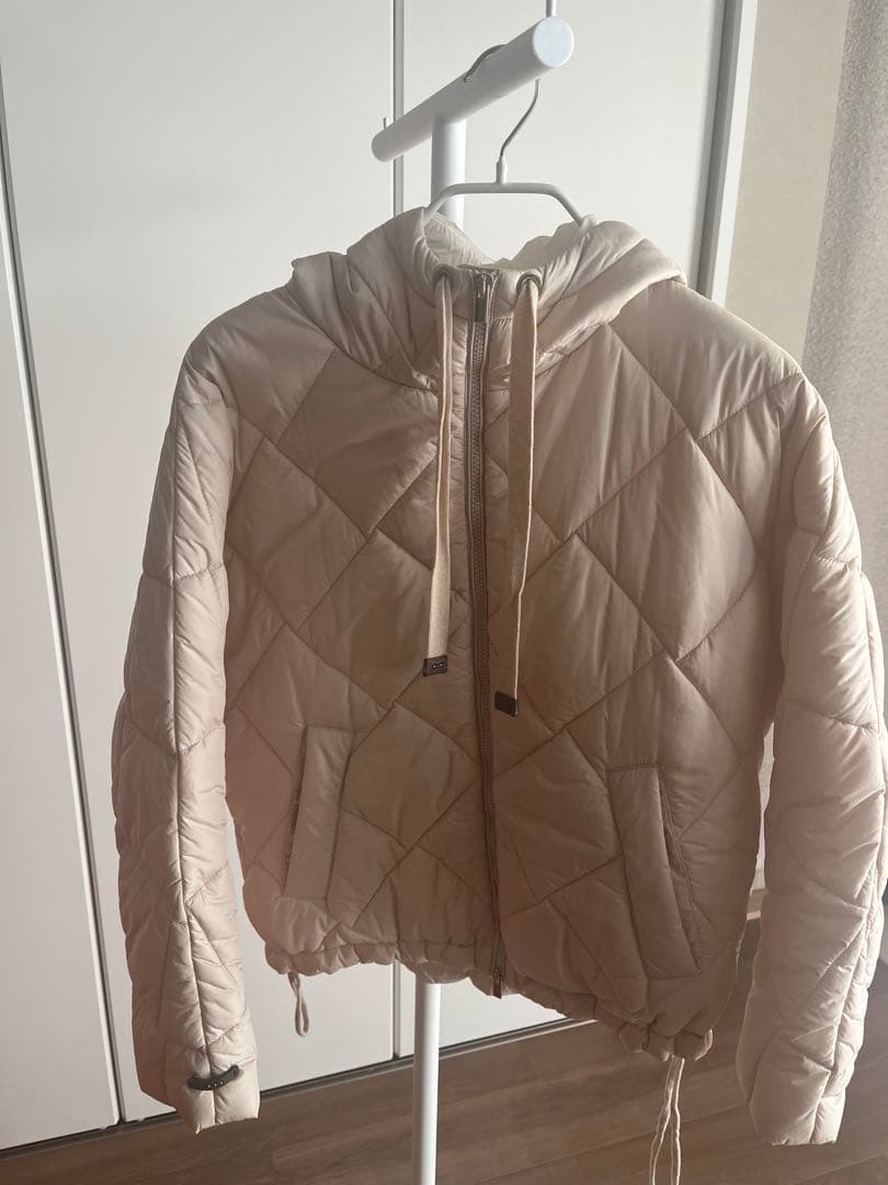 本日のみお値下げ　PESERICO ブルゾン サイズ40 ペセリコ