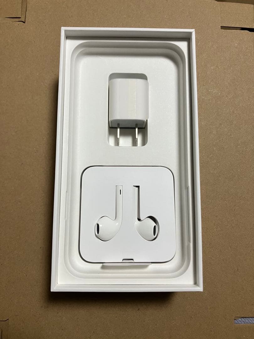 iPhone XR 64GB ホワイト　SIMロックなし　初期化済　動作品　美品