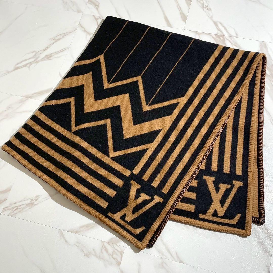 シャンシャン様　ルイヴィトン　ブランケット　プレッドカラコラム　モノグラム