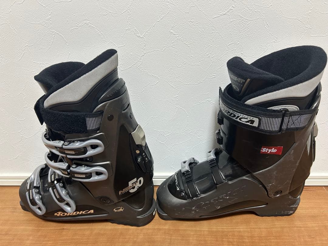 NORDICA　NEXT5.0　27.0cm　スキーブーツ　ブラック