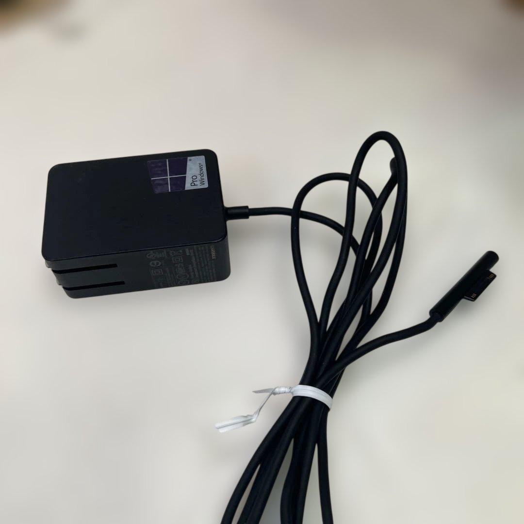 7112【訳あり美品】Surface 4 Pro キーボード Office365