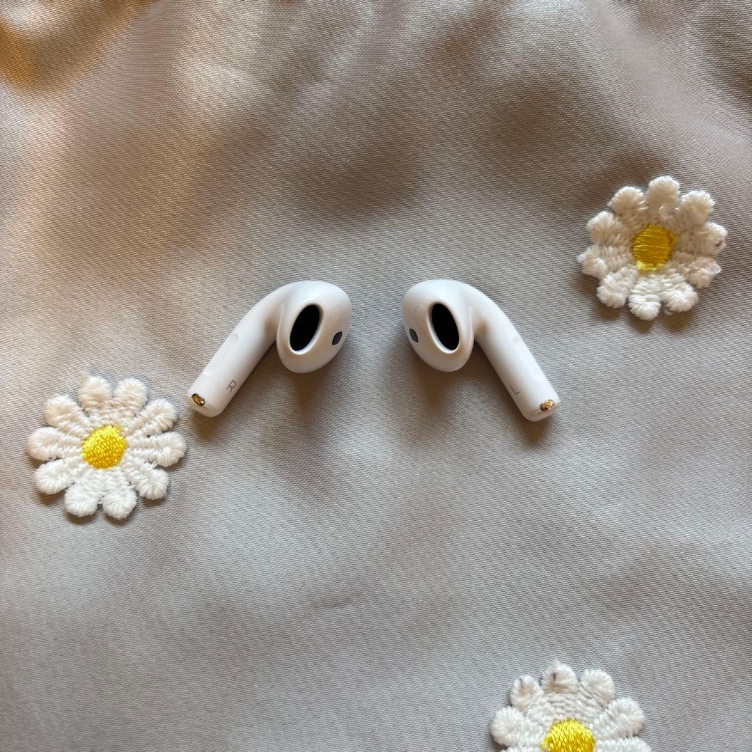 AirPods4 アクティブノイズキャンセリング機能搭載