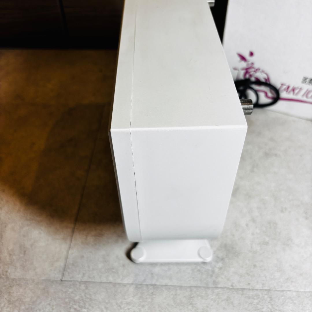 滝風イオンメディック　　マイナスイオン発生器　ホワイト　オゾン