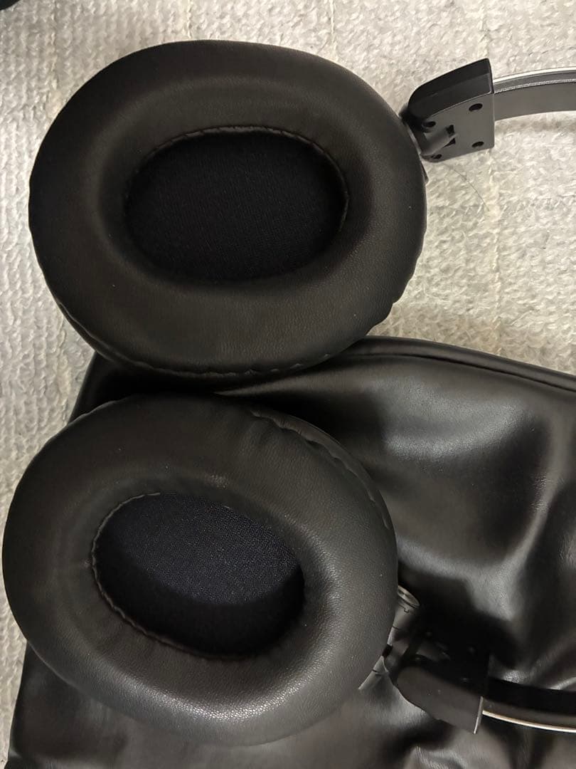 だんごむしaudio-technica ATH-M50xモニターヘッドホン