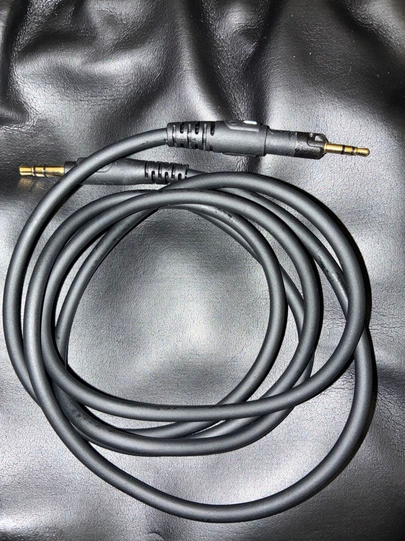 だんごむしaudio-technica ATH-M50xモニターヘッドホン