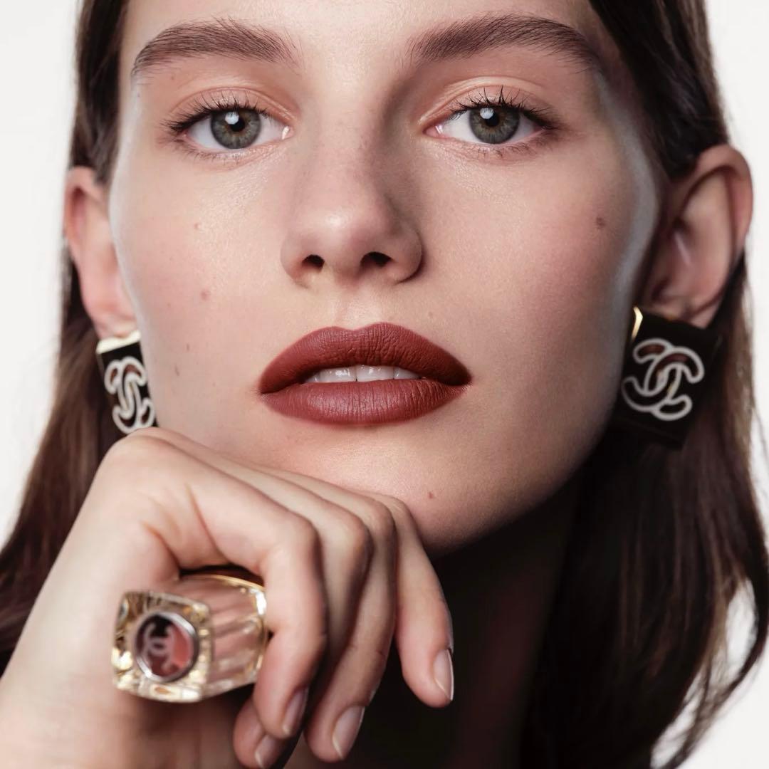 【新品未使用】CHANEL 31 トランテアンルルージュ 17 国内正規品