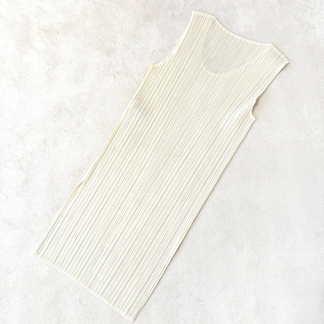 極美品✨PLEATS PLEASE チュニック　ホワイト　プリーツ　スリット
