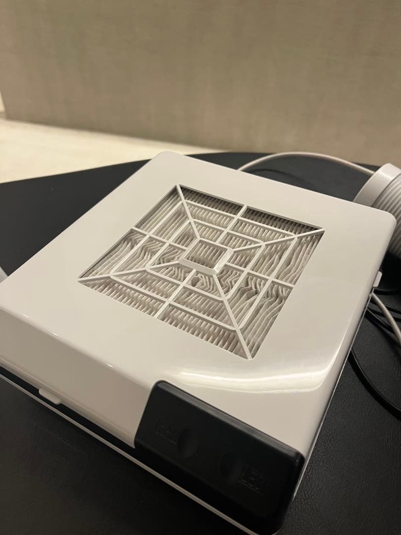 ネイル集塵機　ヴァンスーサー