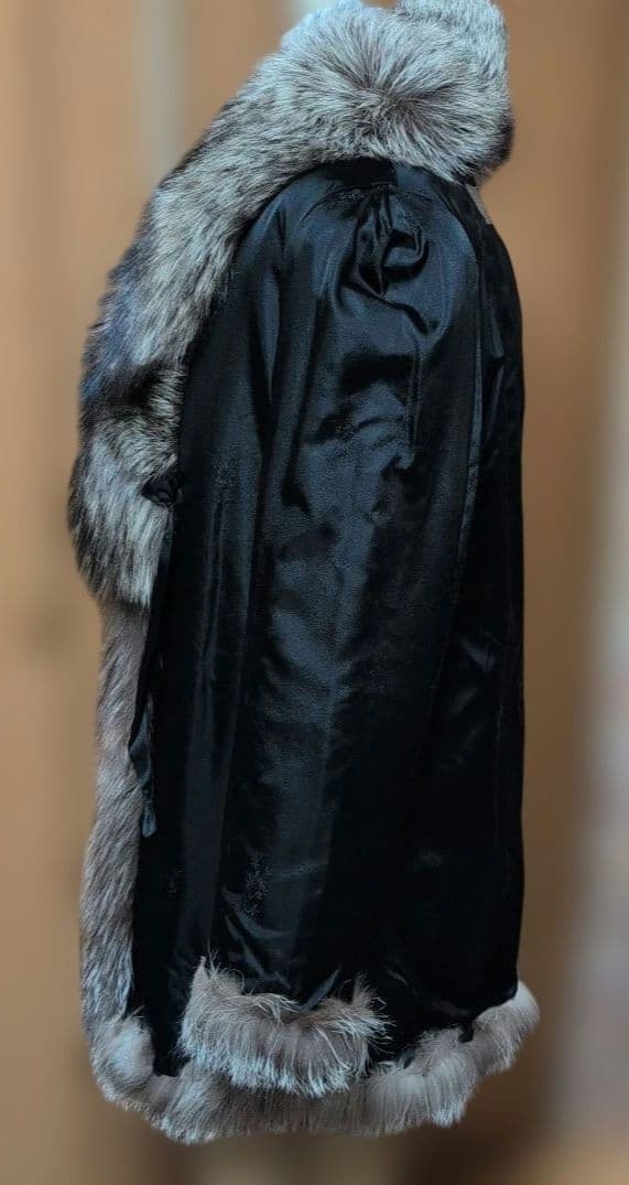 サマンサ品【銀サガ】シルバーFOX毛皮コート着丈80cmサイズ(L)