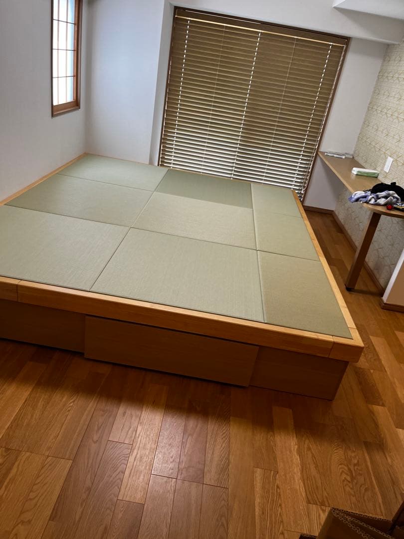 Blue-Box [兵庫姫路引取り限定]パナソニック畳が丘　小上がり収納