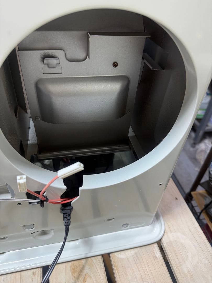 【分解洗浄消毒作業済】　ダイニチ 石油ファンヒーター FHY-32TR4(W)