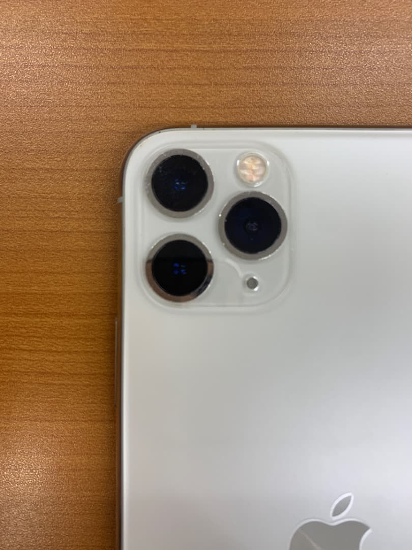 B*A様 動作確認済 iPhone 11 Pro Max 256GB ID Y8