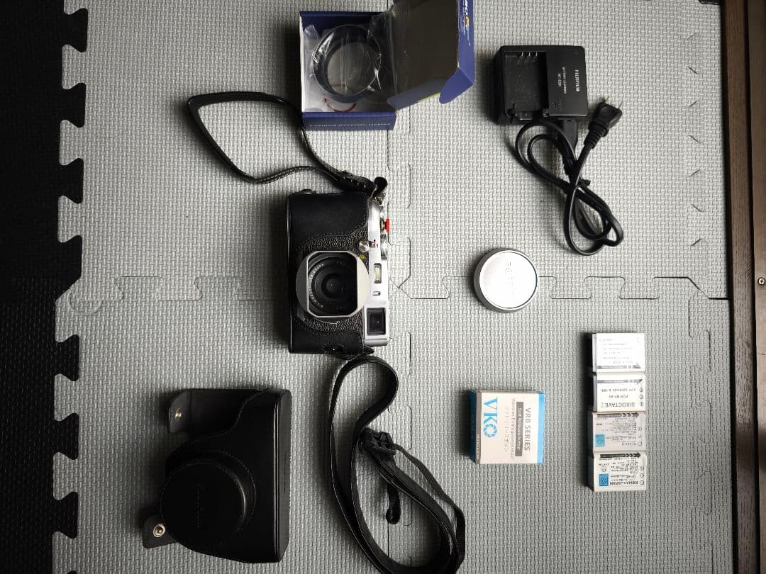 おまけ 多数　Fujifilm x100s デジタルカメラ