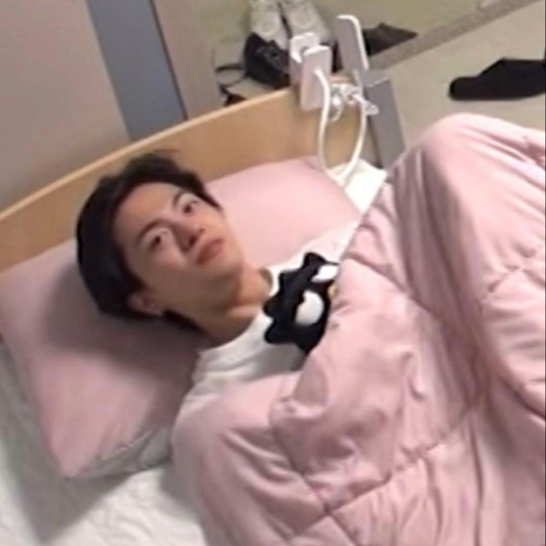 ボイプラ2 LEO イリオ　Come Closer トレカ アルバム　ぬいぐるみ