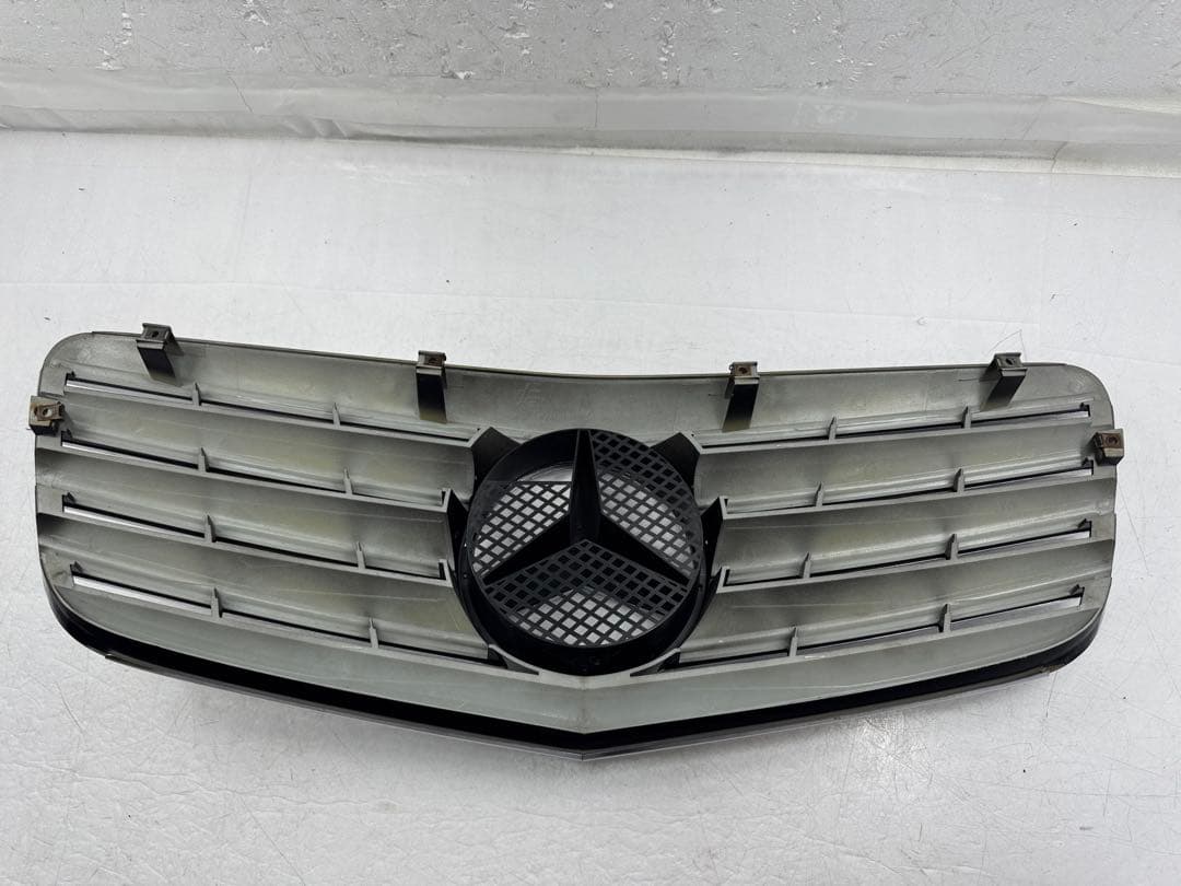 ベンツ Eクラス W211 後期 SLルックグリル ブラック