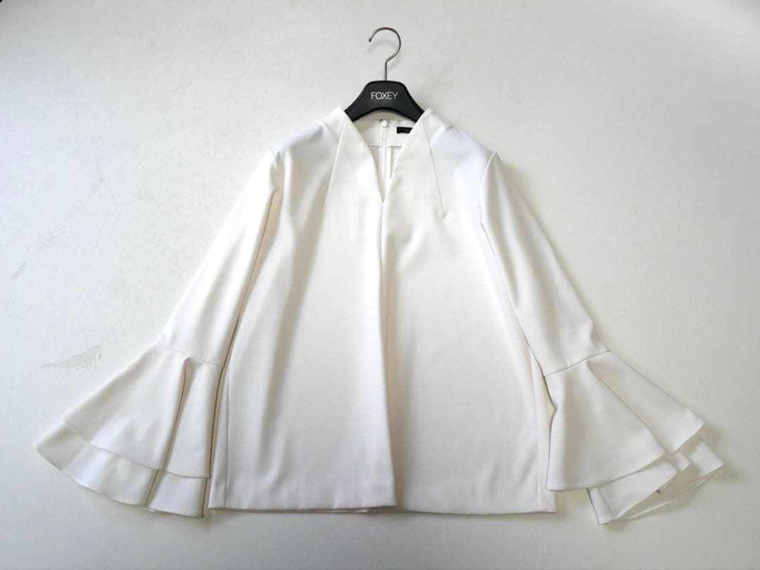 アニュアンス anuans ラッフルスリーブブラウス