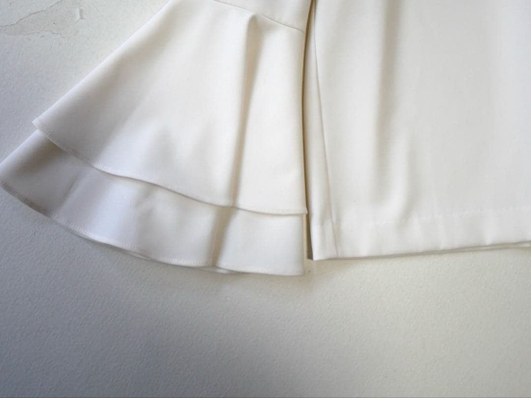 アニュアンス anuans ラッフルスリーブブラウス