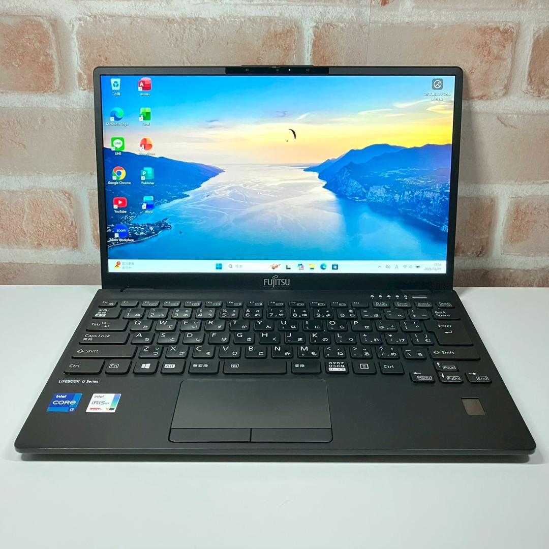 ★年末年始メガセール★ 第11世代Corei7 メモリ16GB 富士通 444