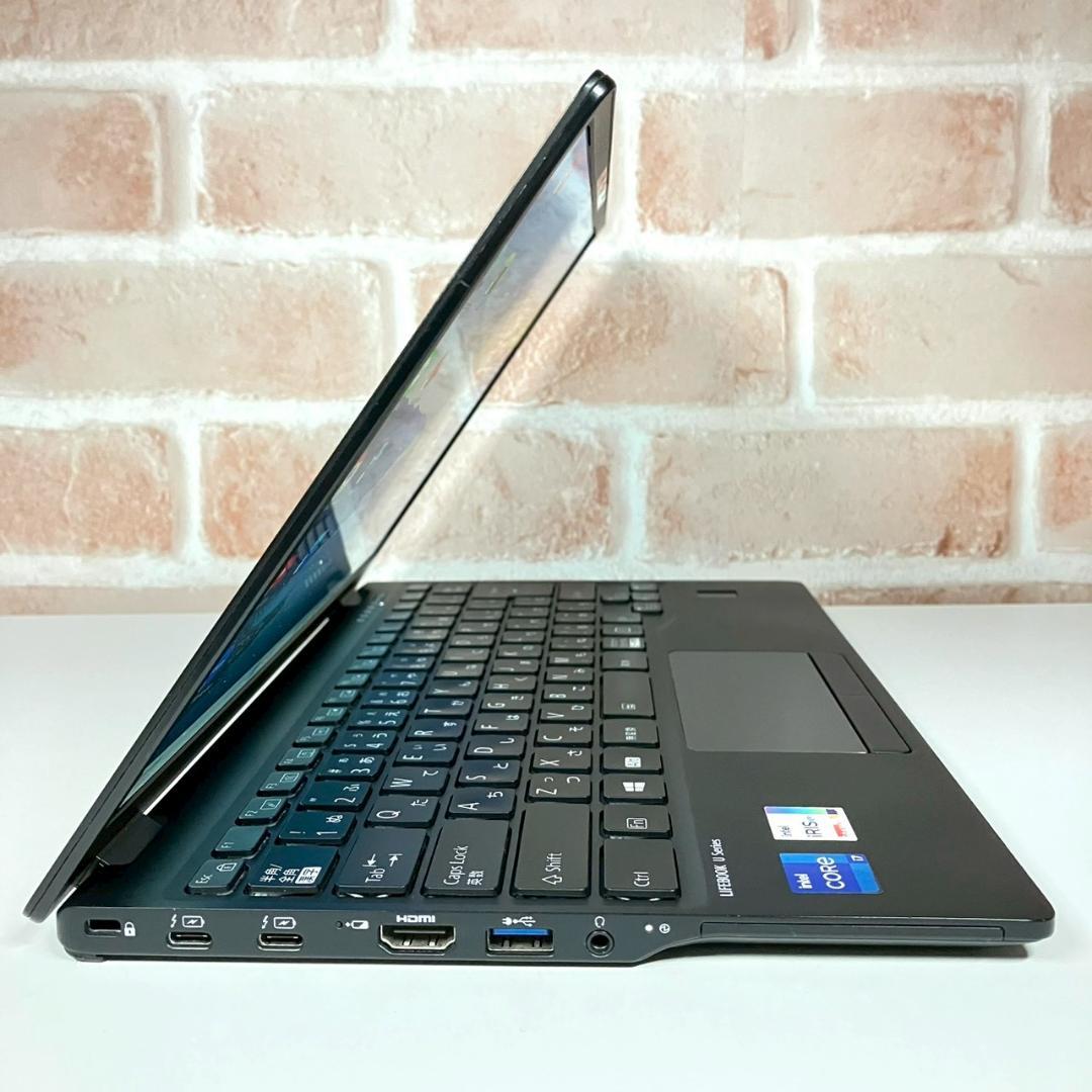 ★年末年始メガセール★ 第11世代Corei7 メモリ16GB 富士通 444