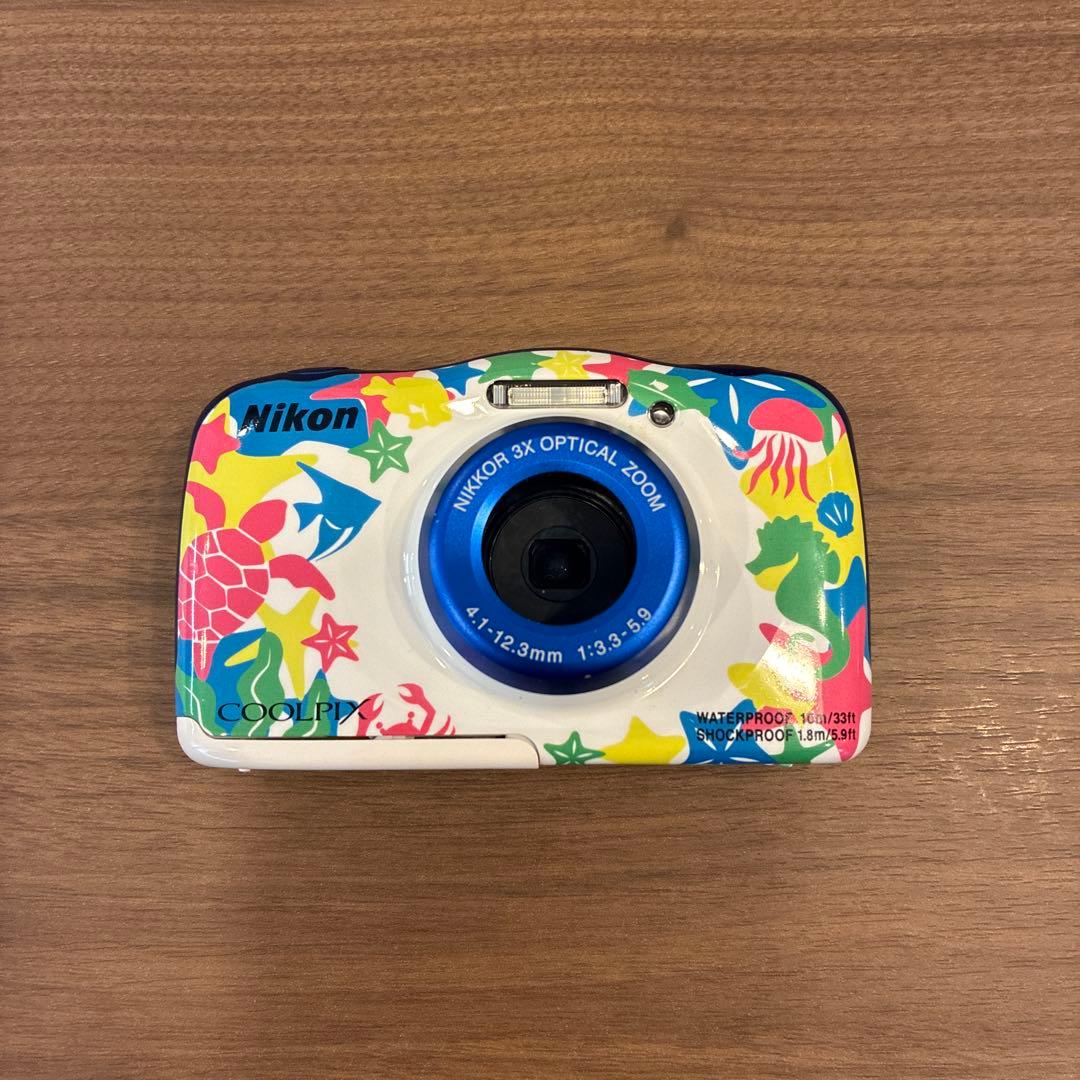 Nikon COOLPIX W100 クールピクス