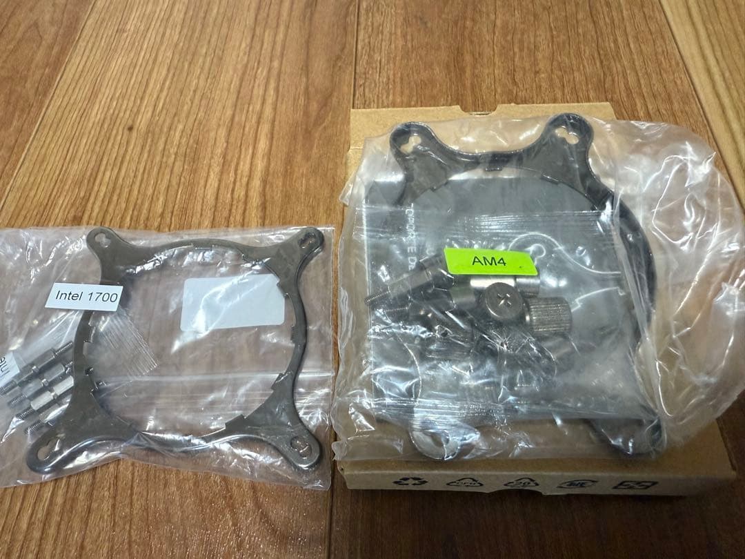 PC用ファン・クーラー Fractal Design Celcius + S36 Prisma