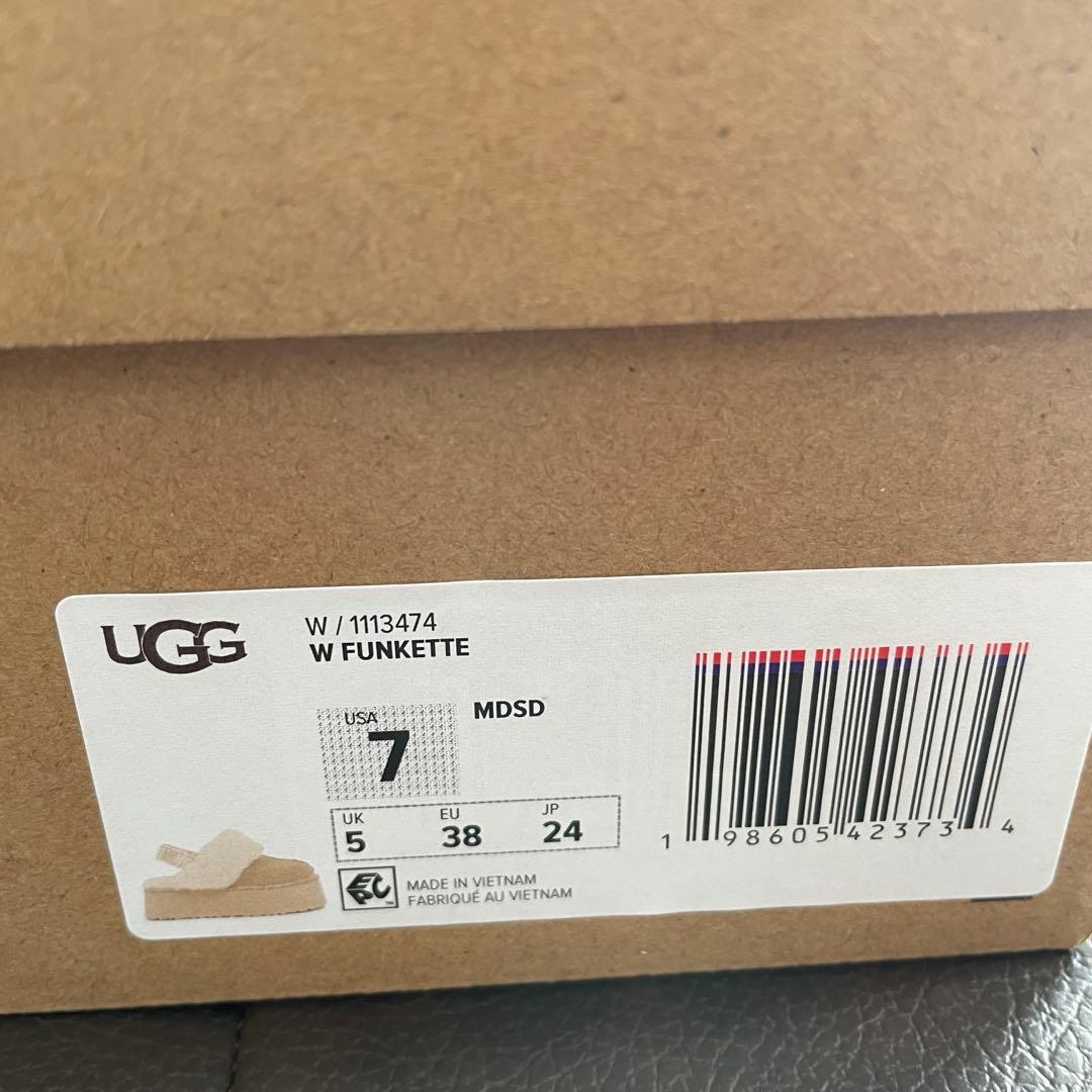 UGG アグ　Funketteファンケット　マスタードシード