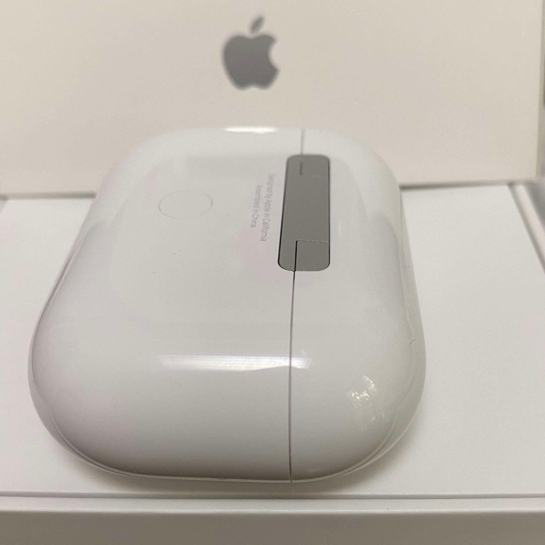 ［正規品］AirPods pro 2 第二世代　ケース　アイポーズ　プロ　充電器