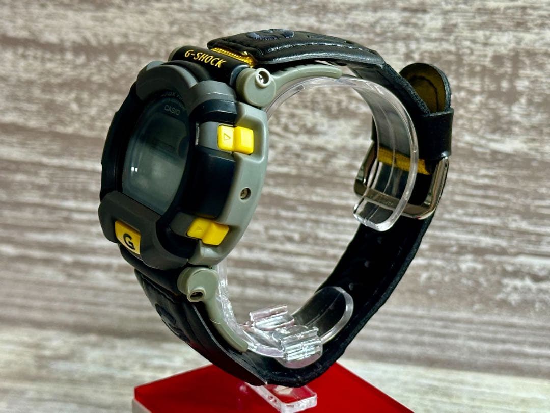 CASIO G-SHOCK DW-002 ピンナップガール　イエロー美品