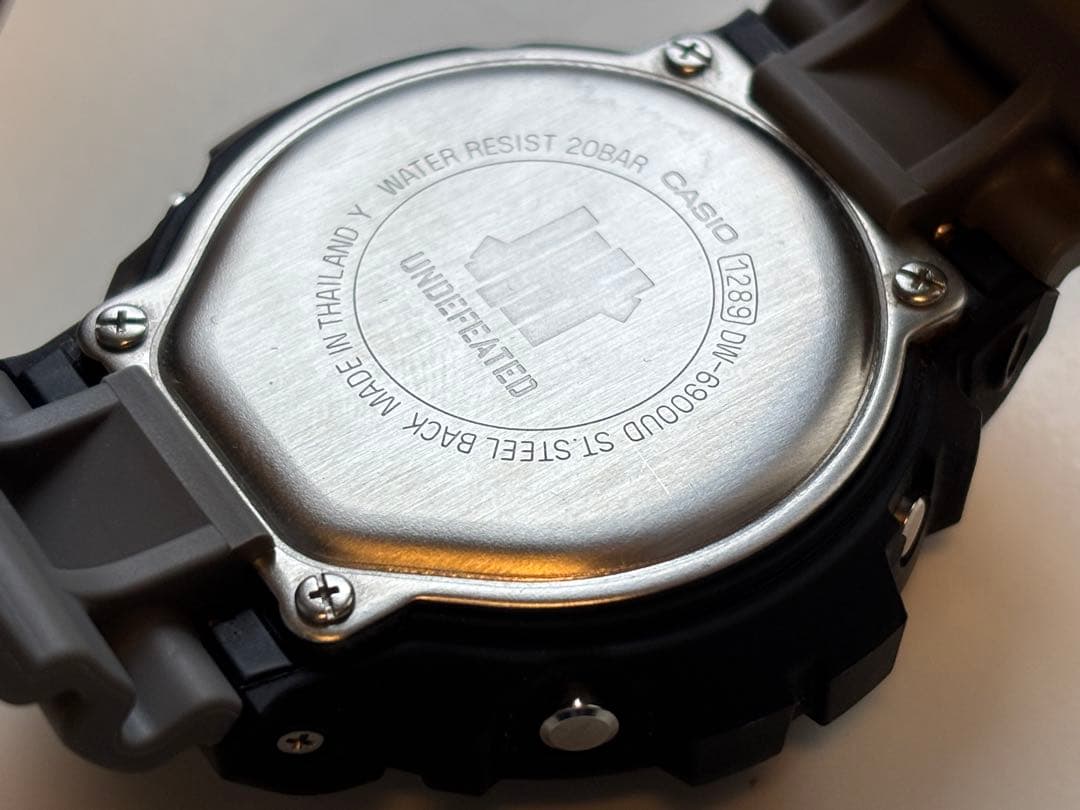 コラボ/G-SHOCK/DW-6900/限定/UNDEFEATED/別注/時計