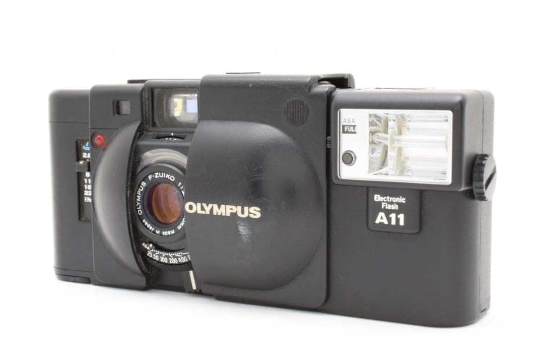 オリンパス　OLYMPUS XA + A11