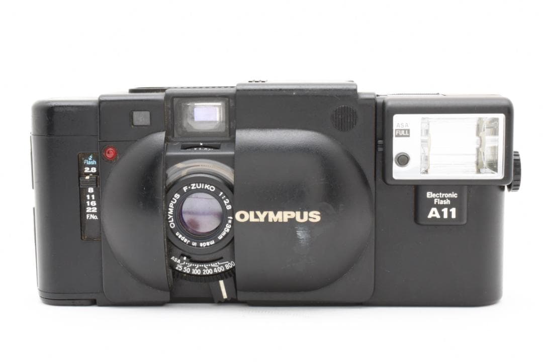 オリンパス　OLYMPUS XA + A11