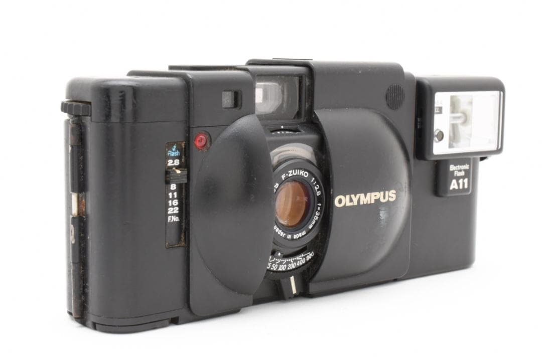 オリンパス　OLYMPUS XA + A11