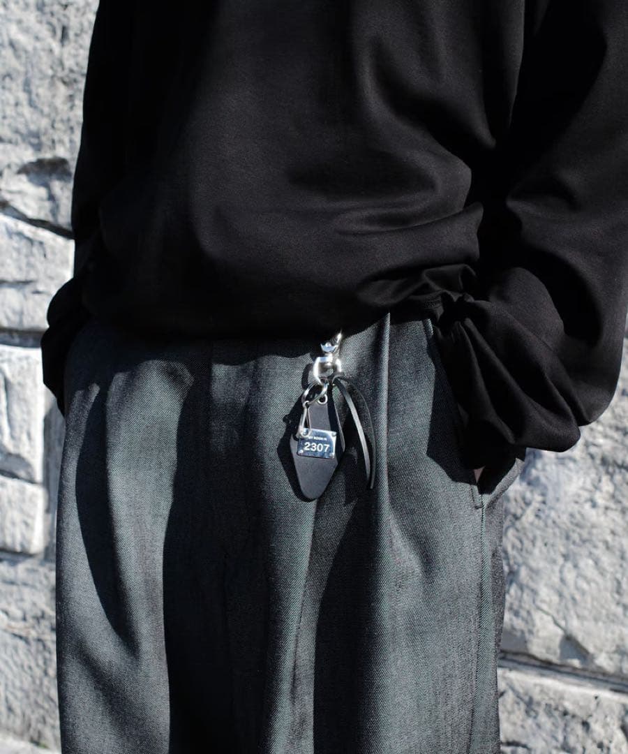 【新品】LUXURY MATERIAL LEATHER ROOM KEYRING