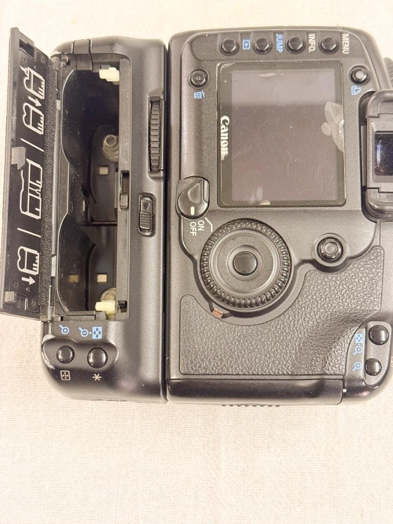 Canon EOS 5D バッテリーグリップ バッテリー２個セット