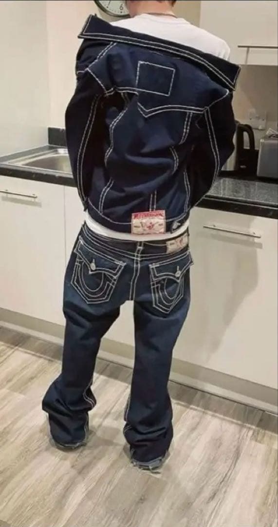 True Religion フレアデニム io着用 29