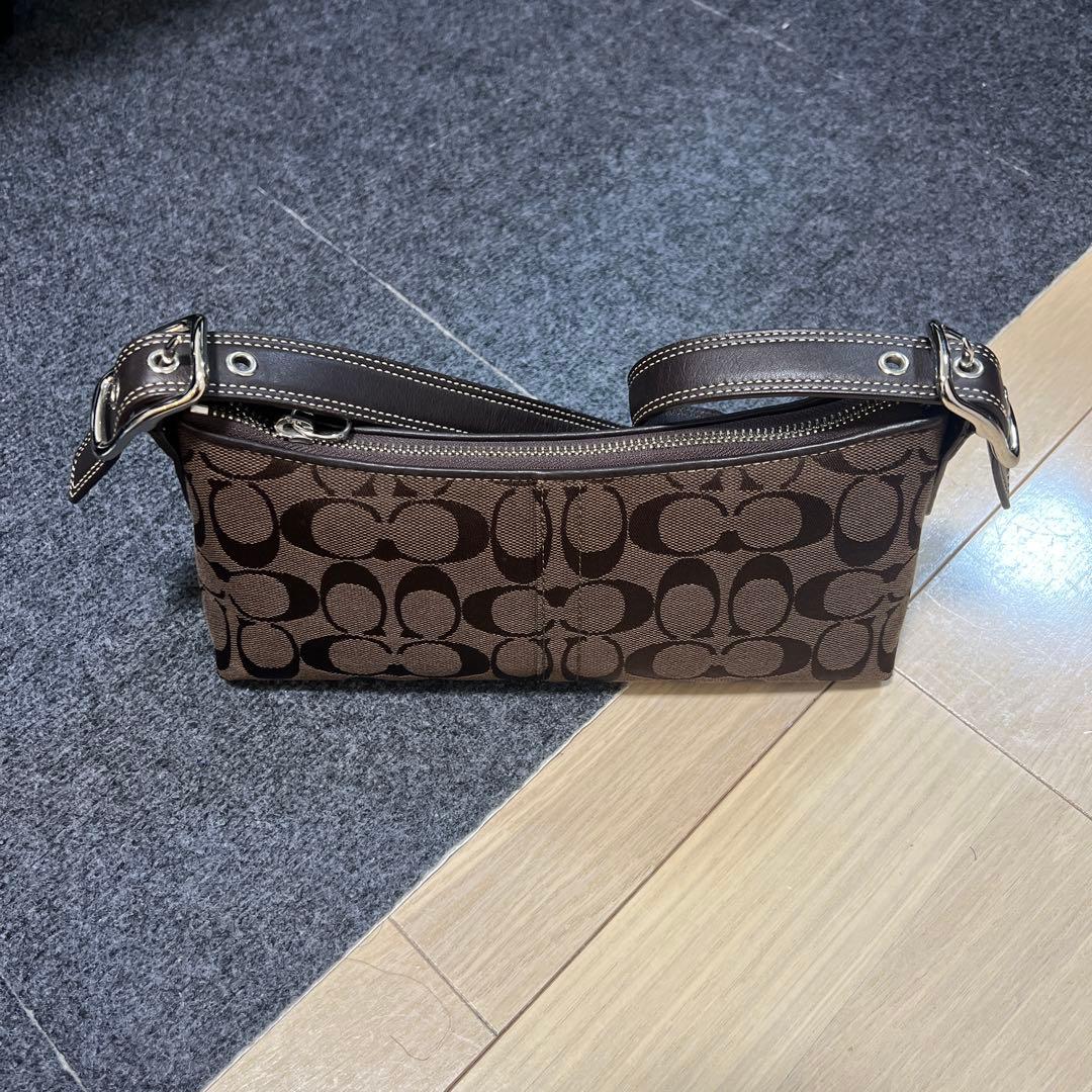 【ななみさん専用】COACH ワンショルダーバッグ　シグネチャー