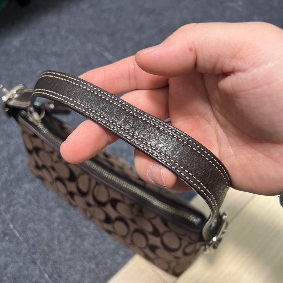 【ななみさん専用】COACH ワンショルダーバッグ　シグネチャー