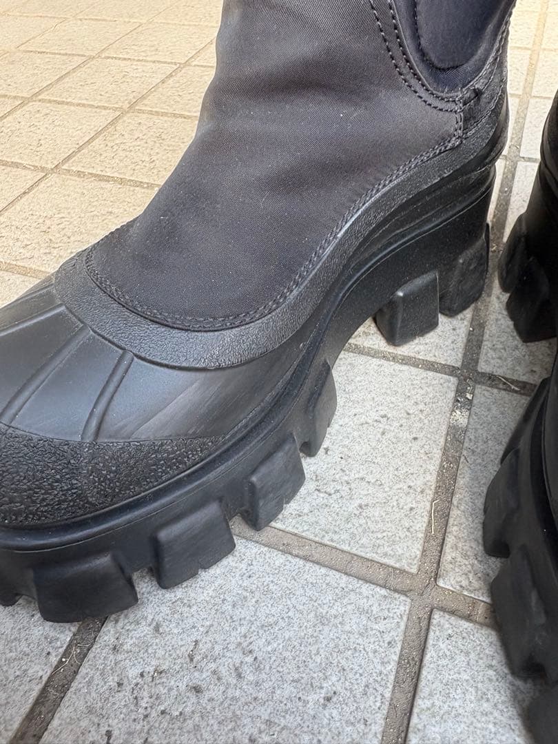 PRADAプラダ　モリノスRe-Nylonギャバジンブーツ