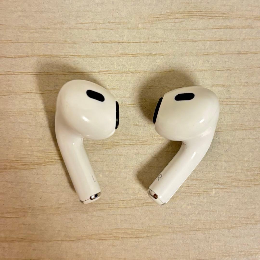 AirPods Pro 本体 充電ケース、BONAVENTURAカバー付き