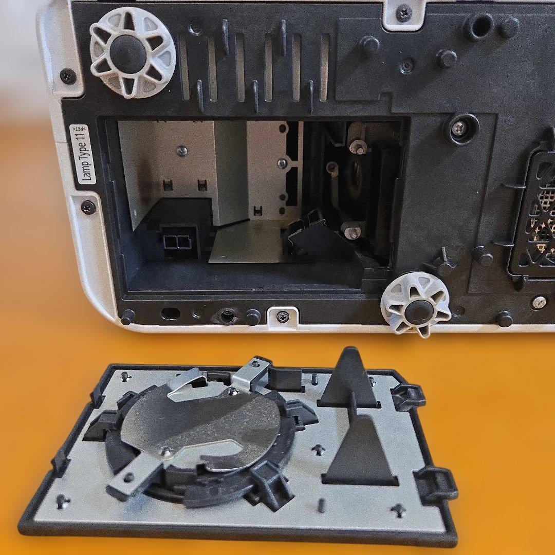 ジャンク品 RICOH プロジェクター PJ WX4152 ランプ無し