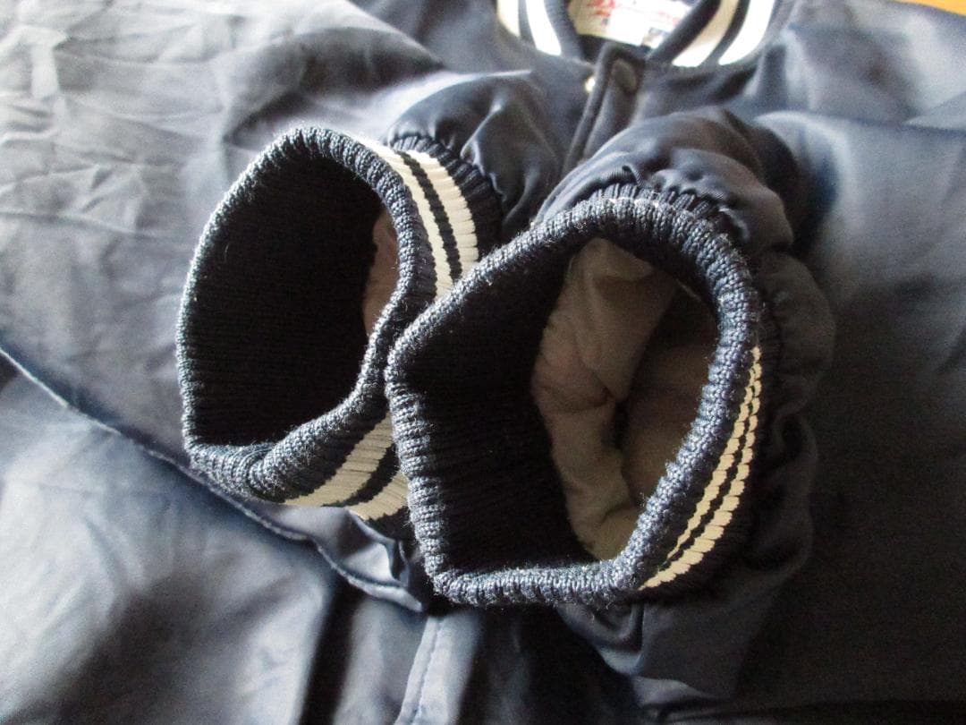 ★美品STARTER【ニューヨークヤンキース】中綿スタジャンL