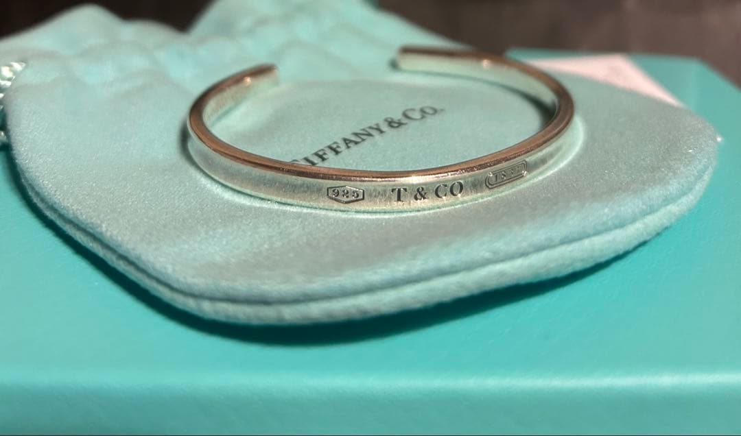 Tiffany & Co. シルバーオープンバングル