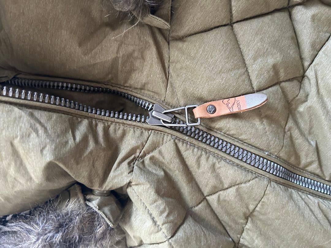 ROXY ロキシー　スノージャケット　スノーボードウエア　レディース