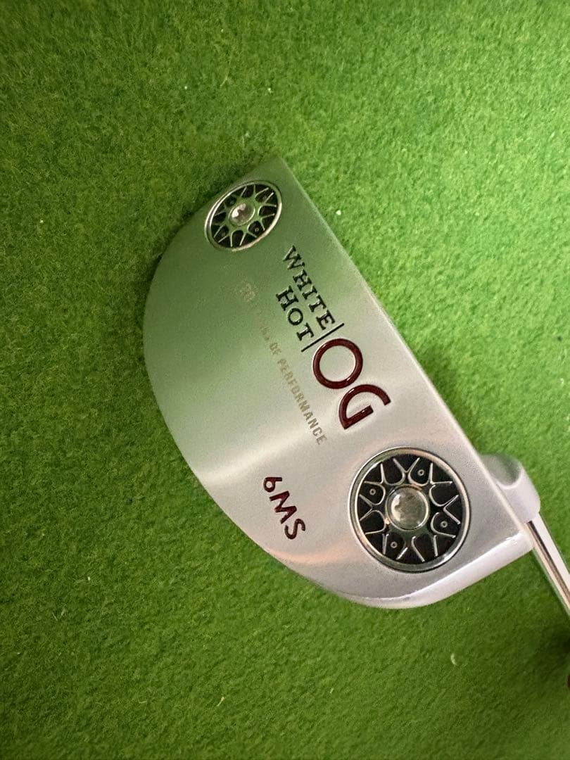 Odyssey White Hot OG パター 6MS