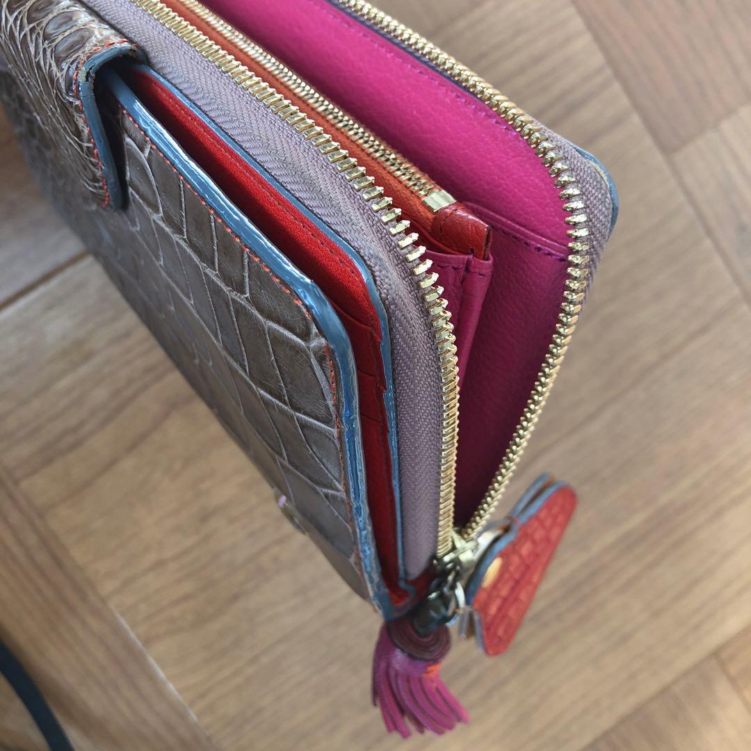 チビナイル　CIVINILE クロコダイルレザー長財布 タッセル付き