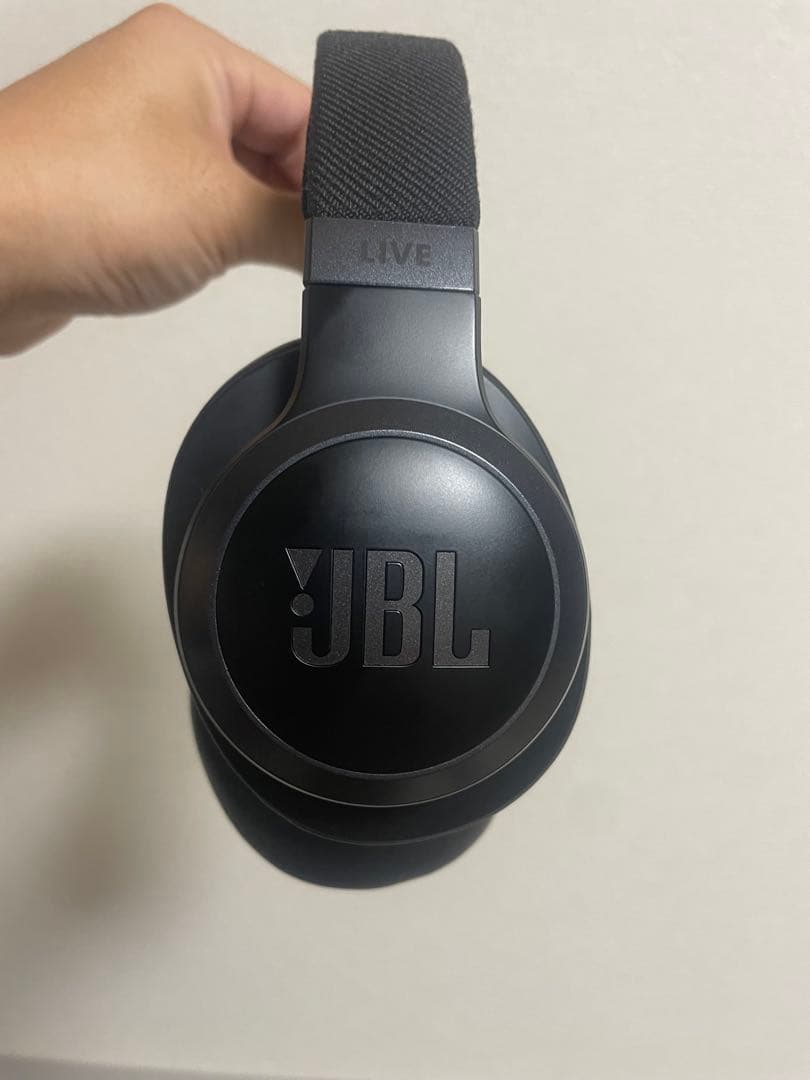 JBL Live 700nc ワイヤレスヘッドホン ブラック