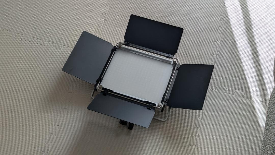 その他 Neewer 660 RGB LED