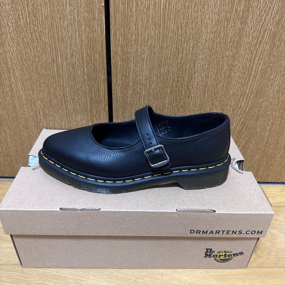 Dr. Martens ブラック メリージェーン シューズ